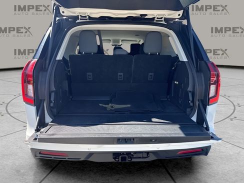 Used 2025 Ford Expedition Active AWD/4WD image 29