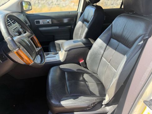 Used 2007 Lincoln MKX AWD image 9