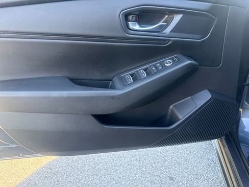 Certified 2025 Honda Accord SE image 9