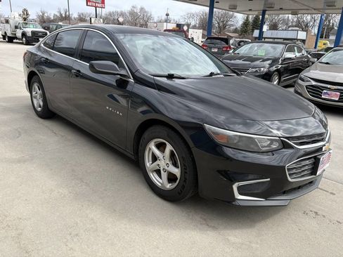 Used 2016 Chevrolet Malibu LS FWD image 4
