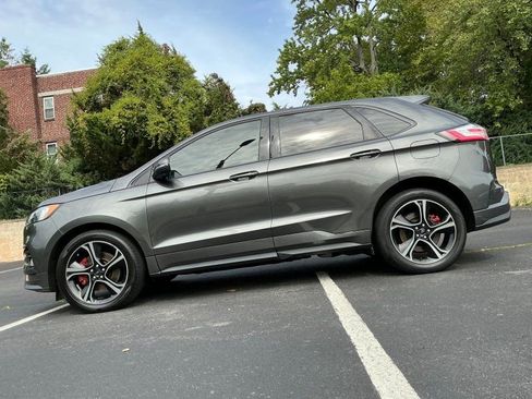 Used 2019 Ford Edge ST w/ Convenience Package image 1