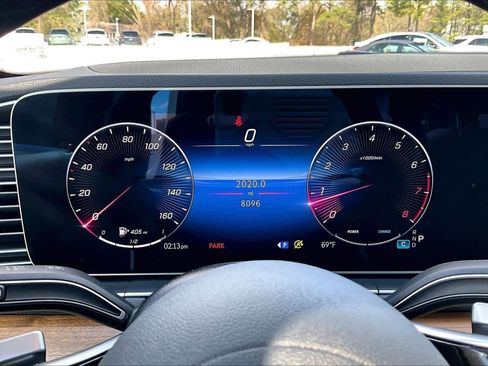 Used 2025 Mercedes-Benz GLE 350 4MATIC image 25
