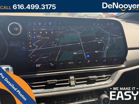Used 2024 Chevrolet Equinox EV RS AWD/4WD image 16