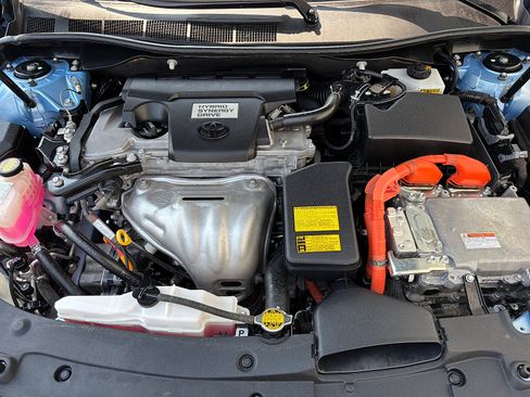 Used 2012 Toyota Camry XLE FWD image 7