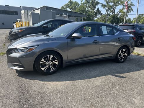 Used 2020 Nissan Sentra SV FWD image 10