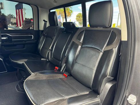 Used 2024 RAM 2500 Laramie AWD/4WD image 25
