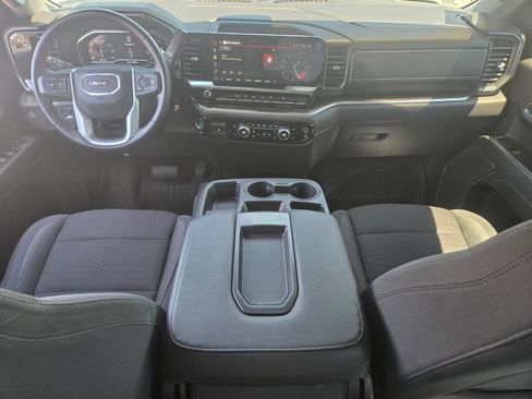 Used 2023 GMC Sierra 1500 Elevation w/ X31 Off-Road Package AWD/4WD image 7