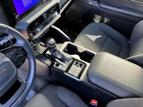 Used 2025 Toyota Land Cruiser 1958 image 17