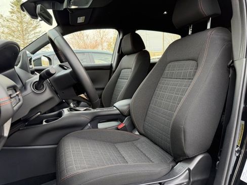 Certified 2026 Honda HR-V Sport image 17