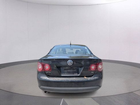 Used 2009 Volkswagen Jetta S FWD image 4