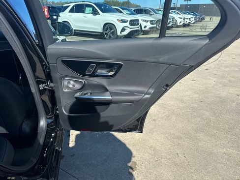 New 2026 Mercedes-Benz C 300 4MATIC Sedan image 18
