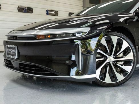 Used 2022 Lucid Air Grand Touring image 17