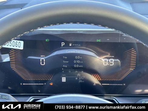 Certified 2025 Kia Sorento S w/ Panoramic Sunroof Package image 13