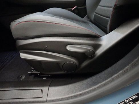 Used 2024 Dodge Hornet GT w/ GT Blacktop Package image 28