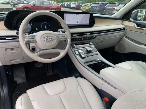 Used 2024 Hyundai Palisade Limited AWD/4WD image 21