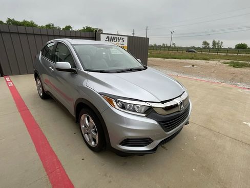 Used 2020 Honda HR-V LX image 24