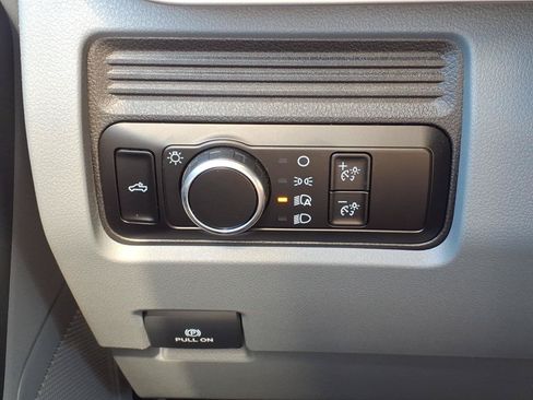 Used 2024 Ford F250 XL RWD image 15