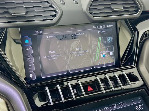 Used 2024 Lamborghini Urus S AWD/4WD image 25