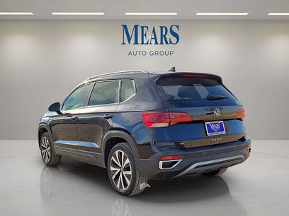 Used 2024 Volkswagen Taos SE