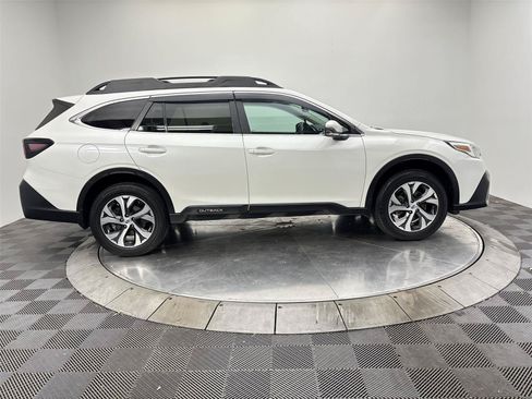 Used 2020 Subaru Outback Limited w/ Popular Package #2 AWD/4WD image 17