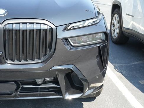 Used 2024 BMW X7 xDrive40i w/ M Sport Package AWD/4WD image 6