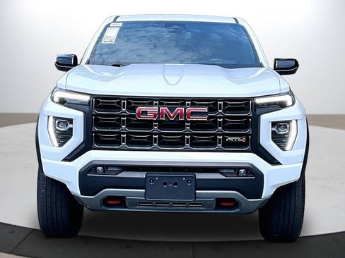 Used 2023 GMC Canyon AT4 AWD/4WD image 3