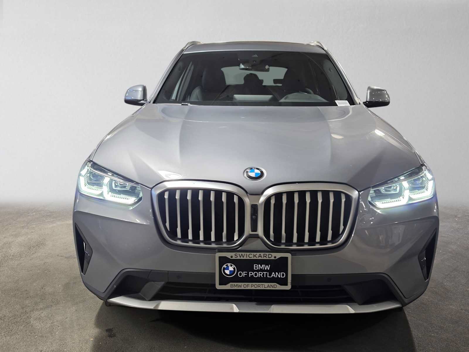 Used 2023 BMW X3 xDrive30i w/ Premium Package w/ZPA AWD/4WD image 8