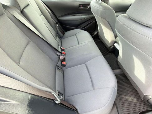 Certified 2023 Toyota Corolla LE FWD image 33