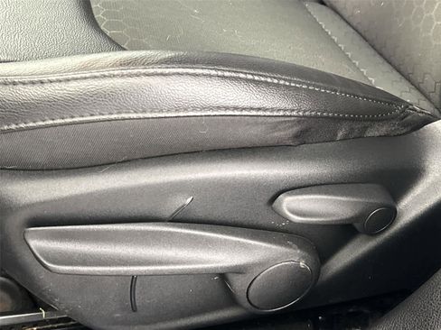 Used 2021 Jeep Compass Latitude image 12