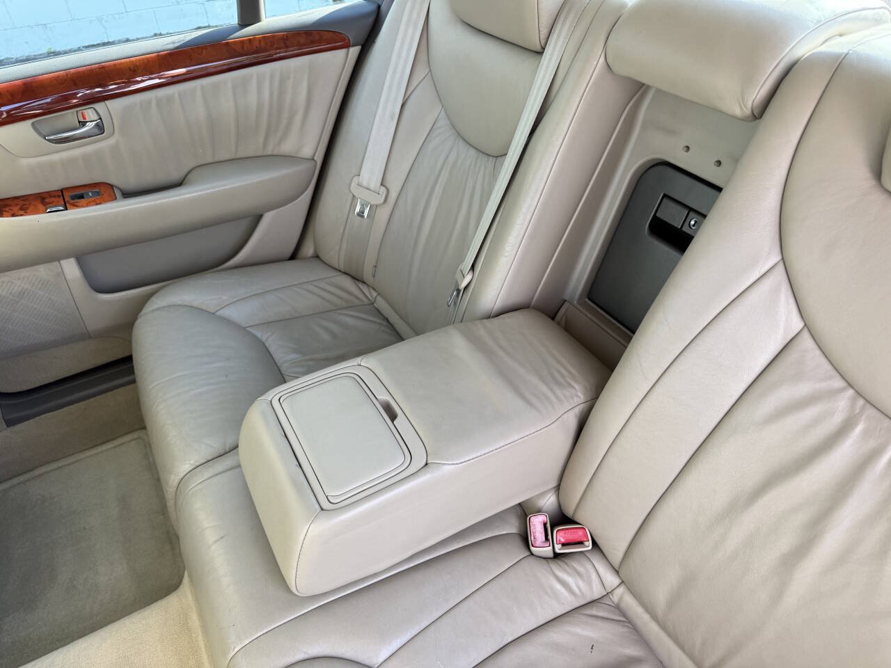 Used 2002 Lexus LS 430 RWD image 50
