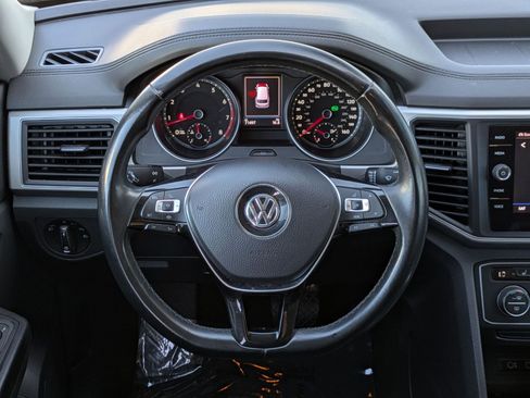Used 2019 Volkswagen Atlas SE w/ Panoramic Sunroof Package AWD/4WD image 13