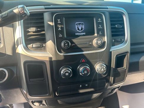 Used 2013 RAM 1500 Classic SLT w/ Premium Display Pkg image 15