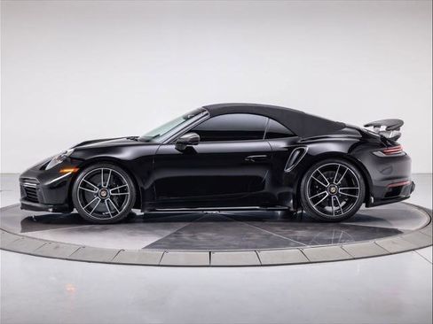 Used 2021 Porsche 911 Turbo S image 2