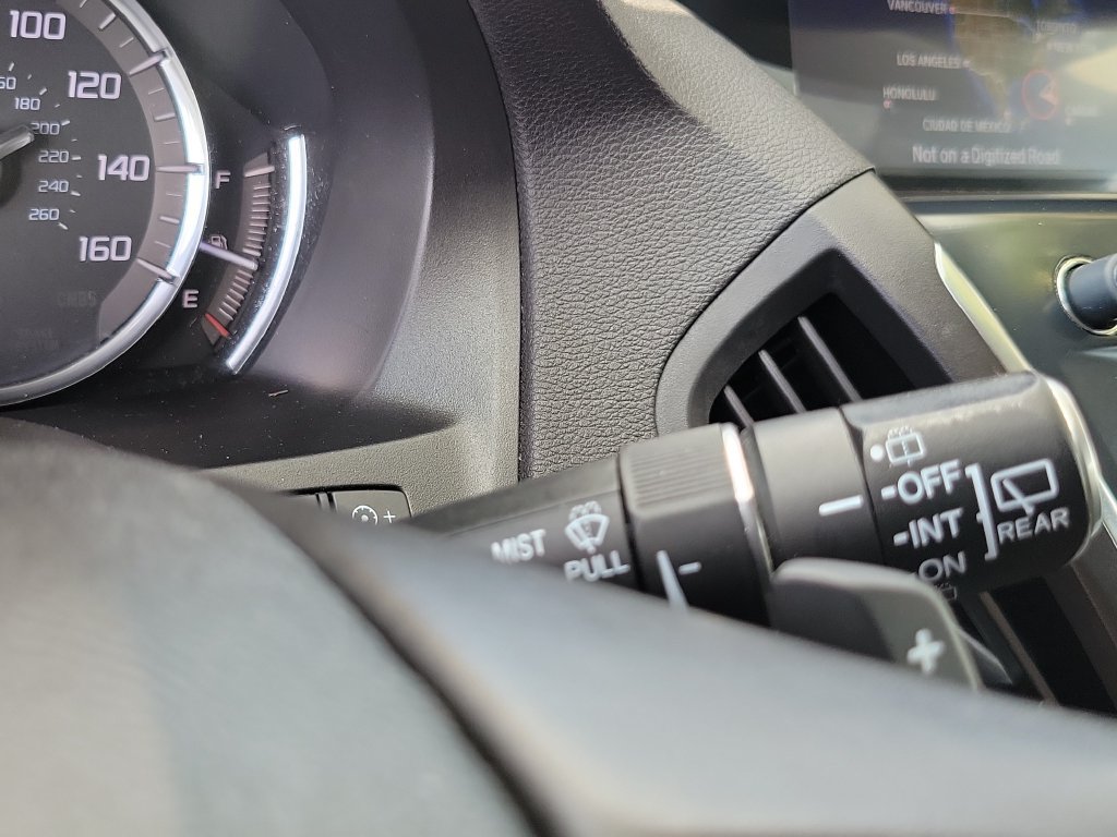 Used 2020 Acura MDX w/ Technology Package AWD/4WD image 33