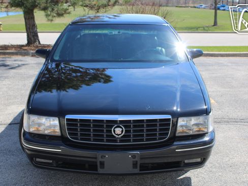 Used 1999 Cadillac De Ville Concours image 21
