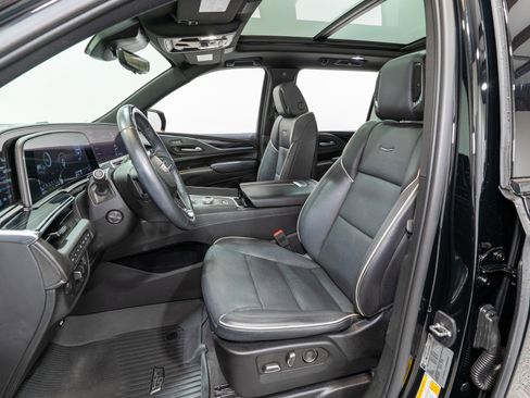 Used 2023 Cadillac Escalade ESV Sport w/ Touring Package AWD/4WD image 17