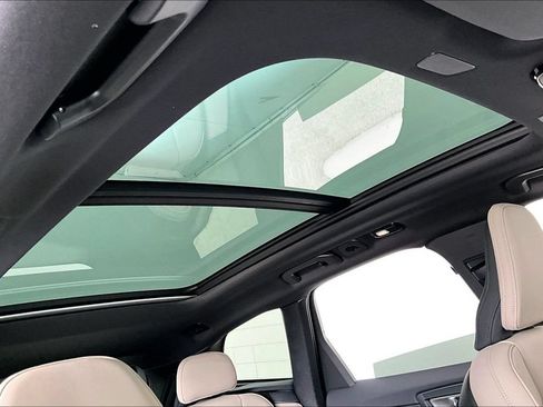 New 2026 Volvo XC60 B5 Core AWD/4WD image 22