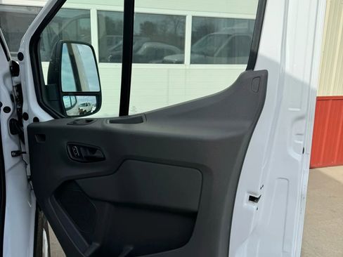 Used 2024 Ford Transit 250 Low Roof w/ Exterior Upgrade Package image 15