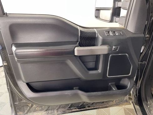 Used 2018 Ford F150 Platinum w/ Equipment Group 701A Luxury AWD/4WD image 11