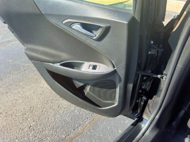 Used 2021 Chevrolet Malibu LT FWD image 23