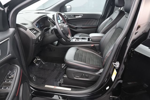 Used 2024 Ford Edge SEL AWD/4WD image 6