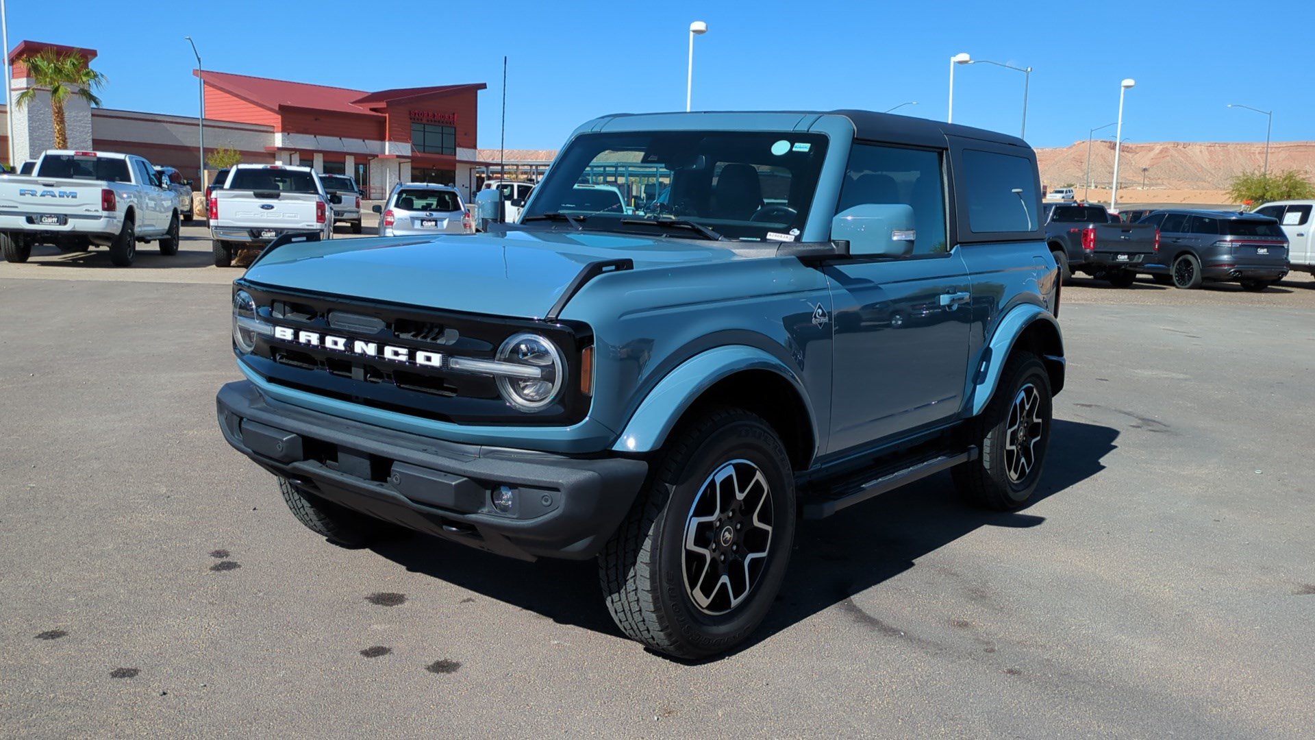 Used 2021 Ford Bronco Outer Banks AWD/4WD image 7