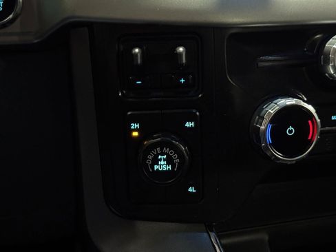 Used 2022 Ford F150 XLT w/ Equipment Group 302A High AWD/4WD image 25