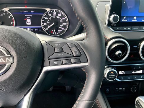 Used 2024 Nissan Sentra SR w/ SR Premium Package FWD image 25