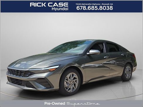 Used 2025 Hyundai Elantra Hybrid w/ Cargo Package FWD image 1