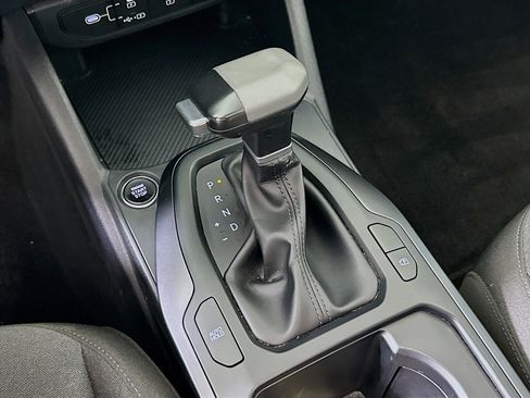 Used 2025 Kia K4 LXS FWD image 25