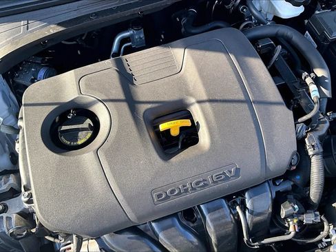 Used 2023 Kia Forte LXS w/ LXS Technology Package FWD image 32