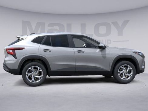 New 2026 Chevrolet Trax LS w/ LS Convenience Package image 6