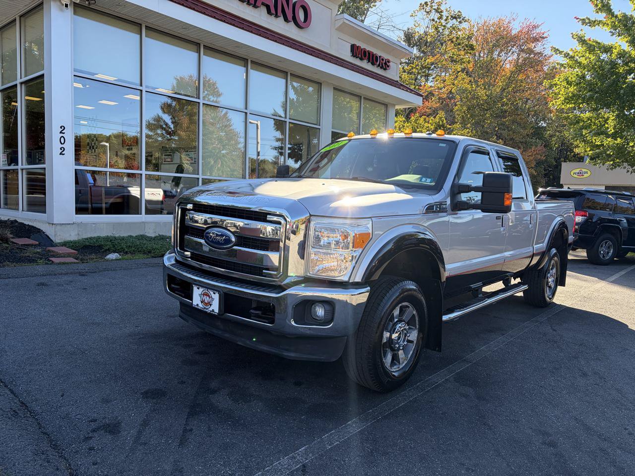 Used 2011 Ford F350 Lariat w/ Lariat Ultimate Pkg AWD/4WD image 2