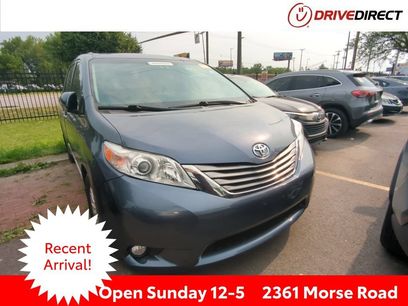 Used 2017 Toyota Sienna XLE Premium